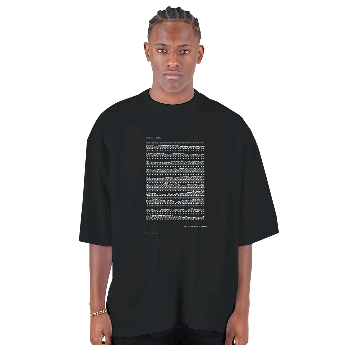 La Mano en la Señal — Camiseta Oversized de Hombro Caído
