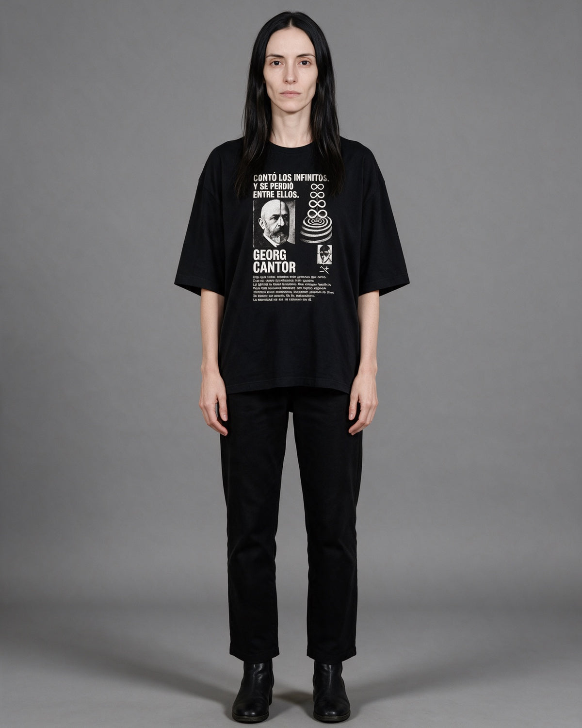 無限の共食い — ドロップショルダー・オーバーサイズTシャツ