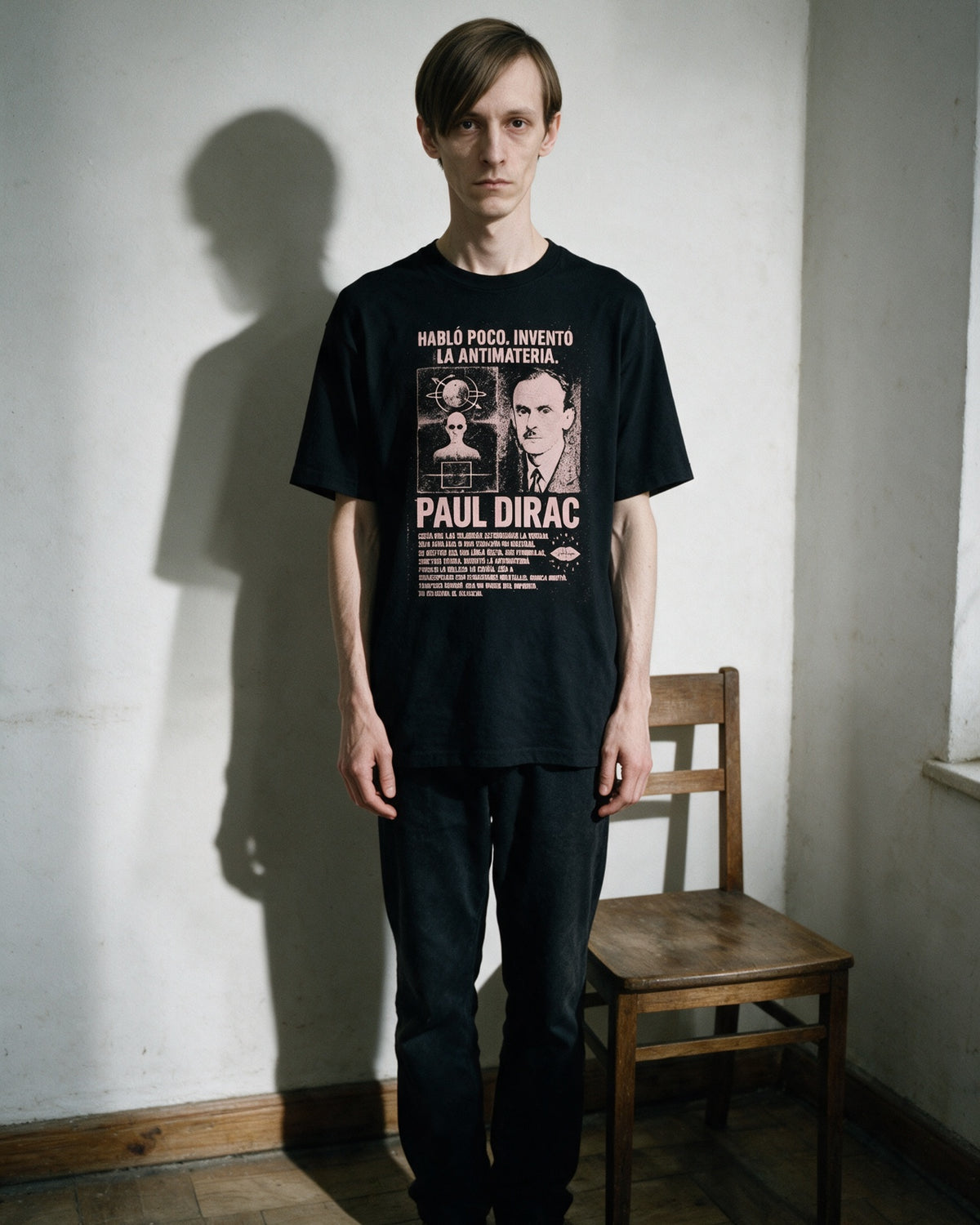 素粒子の苦行者 — ドロップショルダー・オーバーサイズTシャツ